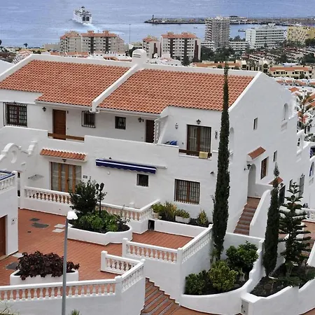 Apartment Blue Island House On The Hill